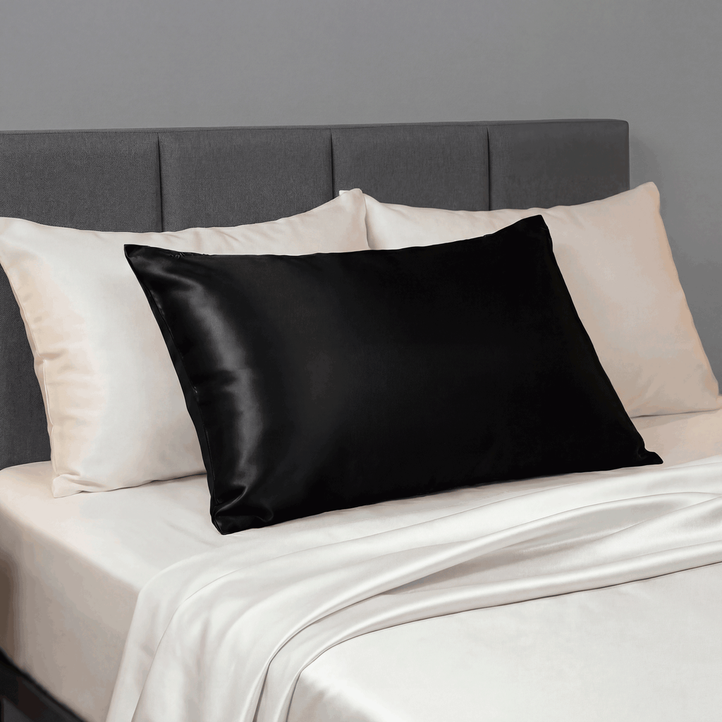 Pillowcase - Black - Queen